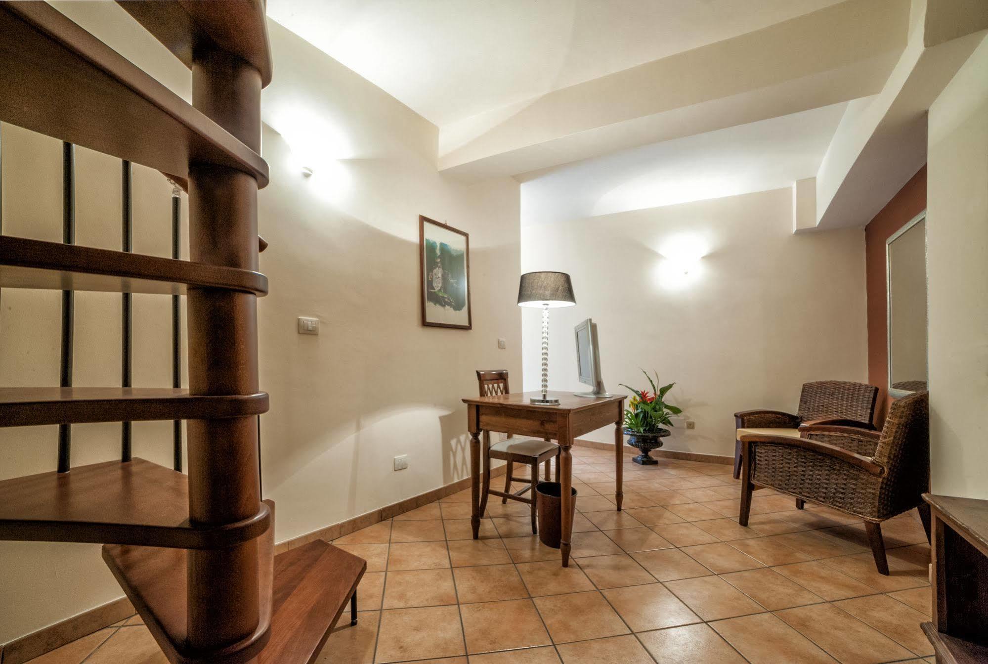 Aparthotel Aga By Aga Catania