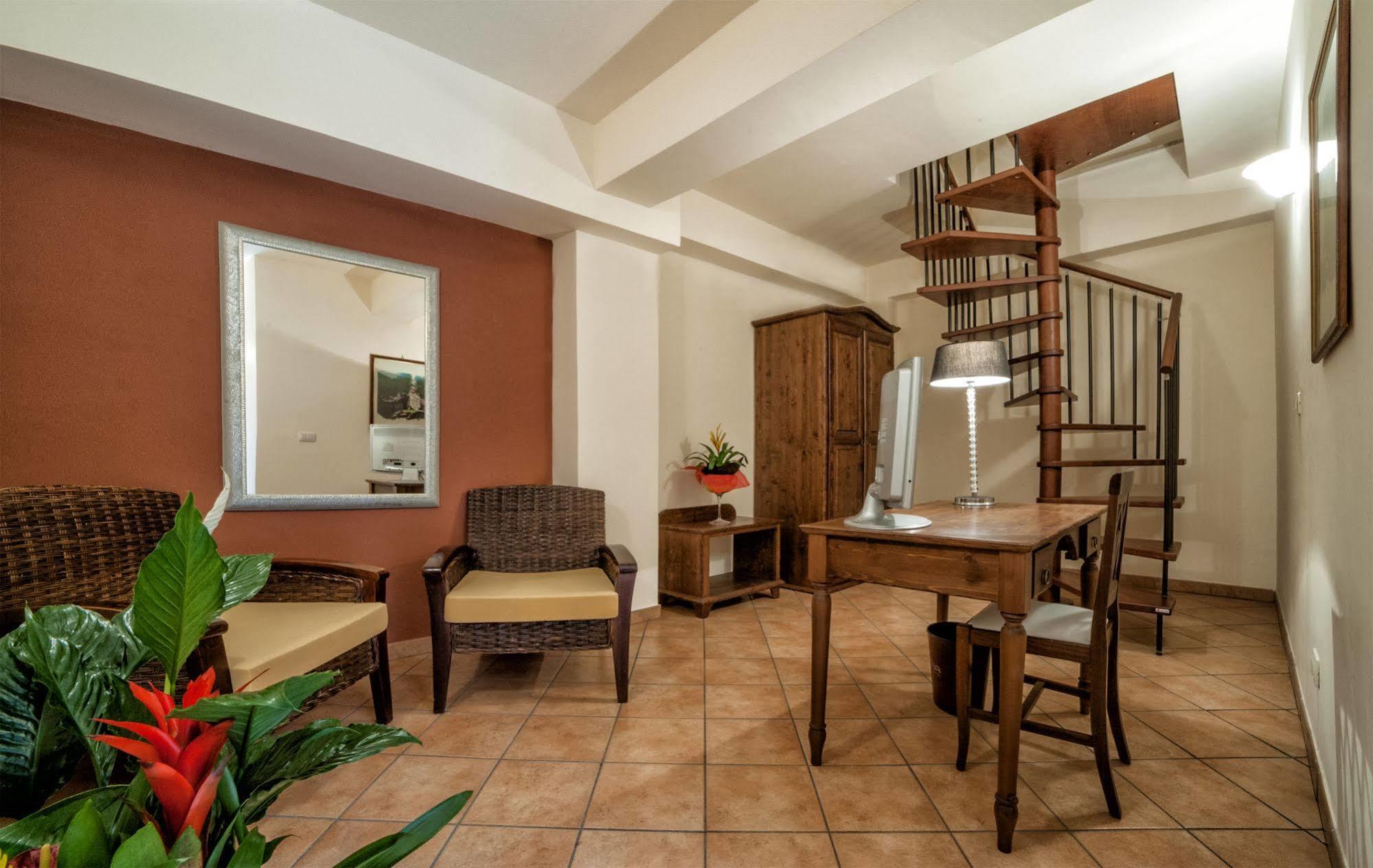 Aparthotel Aga By Aga Catania